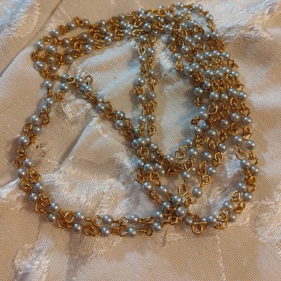 ⭐️3/$30 Vintage Grey Beaded Rosary Style Multi Strand Necklace Gold Tone Boho - Picture 4 of 9